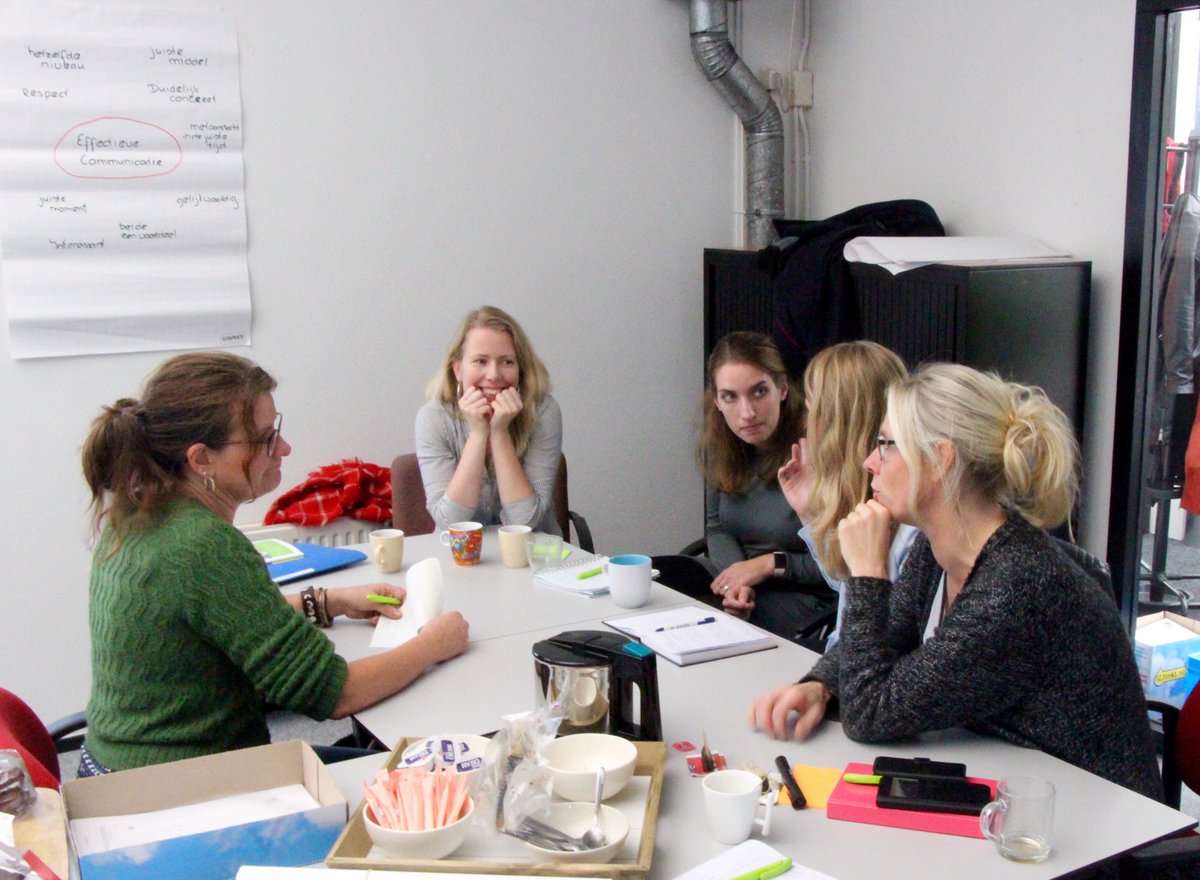 DietistenGroep's tweet photo. Vandaag teamoverleg. effectief communiceren en profileren door Nutricia en klantentevredenheid gebruiken voor verbeteren zorg @QualiviewNL https://t.co/ROTkz27beN