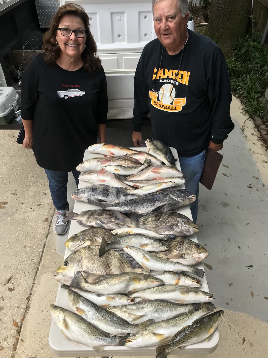 huntinpanic's tweet photo. My pops was in town so we did a little trick or treating in the marsh! #twitterbreak #twitterreprise https://t.co/6xgAqZRsqF