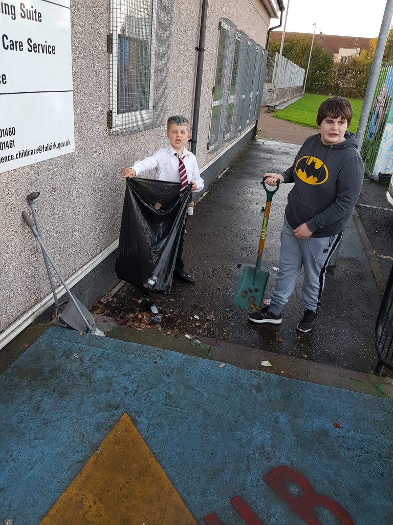 SubYouthClub's tweet photo. Some of the boys from our new grow group have been clearing up to front of the building helping to make it more welcoming 👍 #GenerationCB https://t.co/xaqgMuZLLI