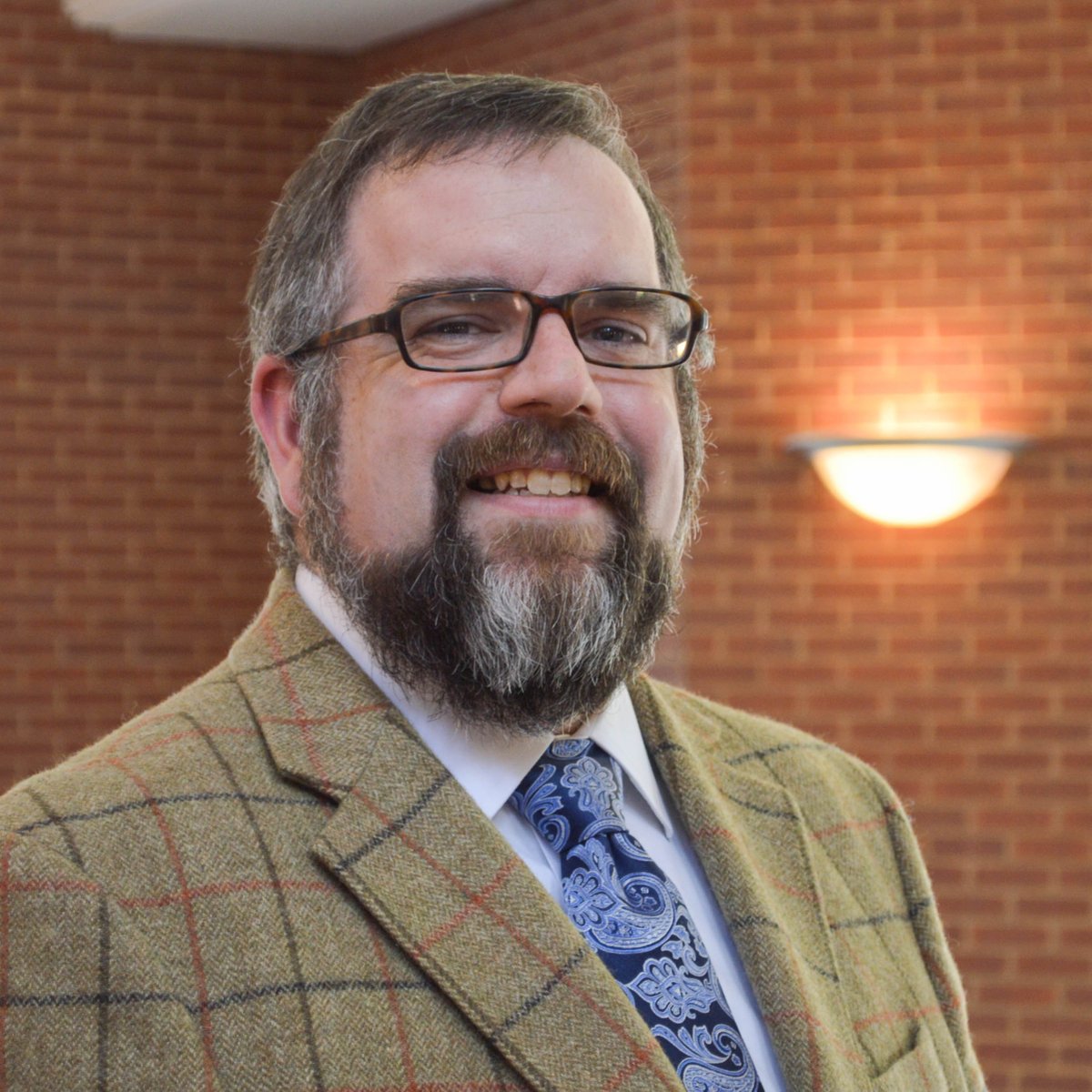 murraystcoehs's tweet photo. Dr. Brian Bourke recently received the 2017 Joe Buck Service Award from the Southern Association for College Student Affairs (@SACSAtweets). https://t.co/6004mGtiov
