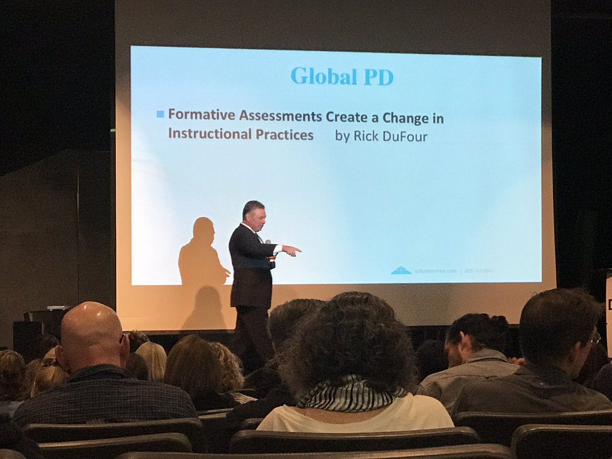 Great discussions going on about #ProfessionalLearningCommunities with @joecuddemi 👏🙌 #globalpd #plc @OfficialTesoro
