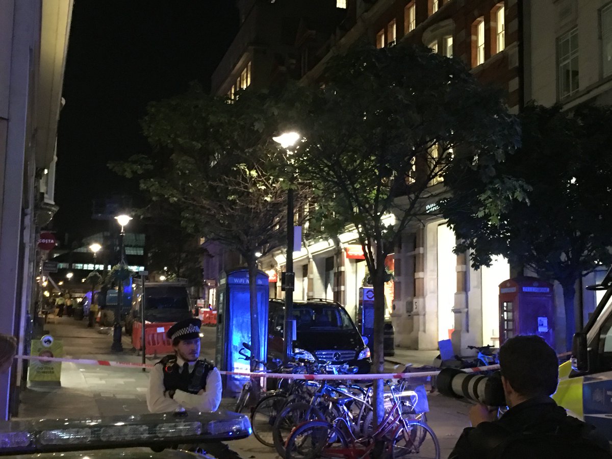 vikramgodse's tweet photo. This is the picture of the vehicle taken by me, there is no black cab. Has anyone actually seen the black cab Shown in the other posts ? https://t.co/WXdsd1xqfO