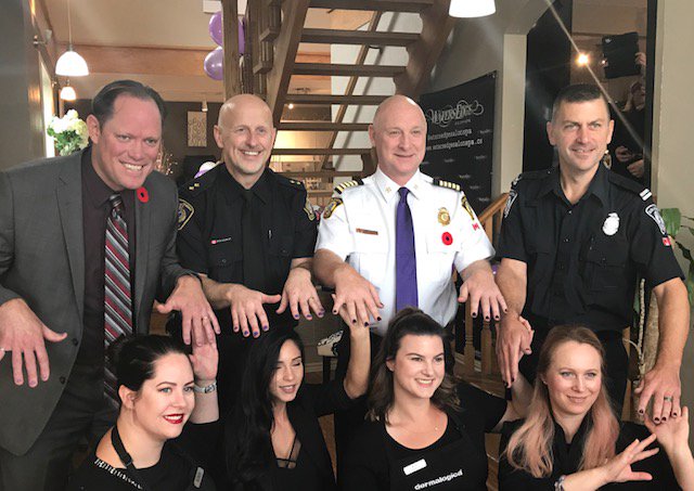 Burlington male community leaders having their nails painted purple in support of Halton Womens Place Shine the Light on Woman Abuse Campaign. #BurlON @HaltonWomensPl @HaltonPolice @halton @opffa @BurlingtonFire @BurlingtonHydro