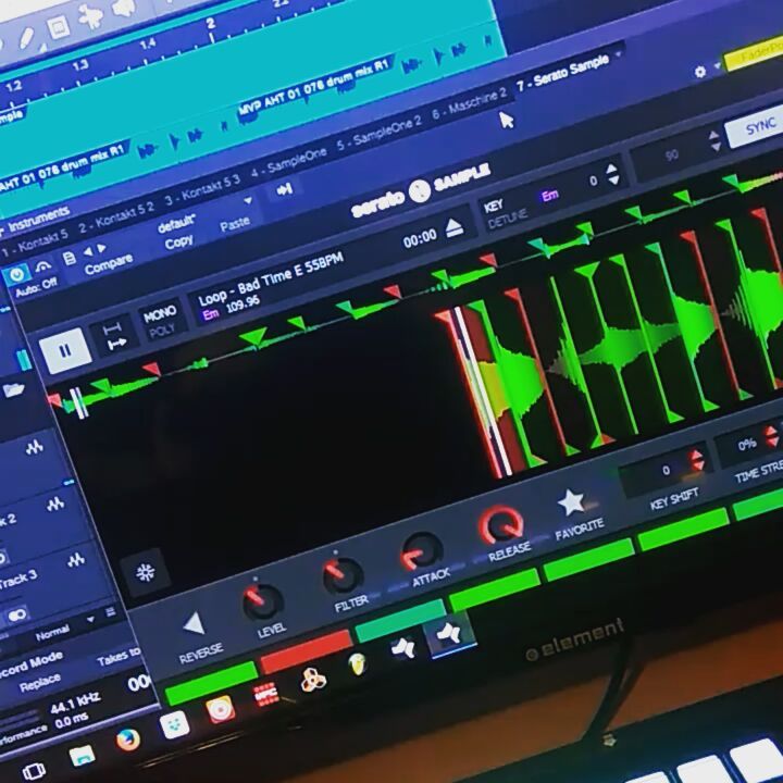 SoundOracle's tweet photo. #Beats by @pushbuttonprodu #halloweenaf2 #producerkit #soundoracle @triza #freekit #unquantizedpodcast https://t.co/nh0ocTEMc5 https://t.co/D6jpJQXcMc