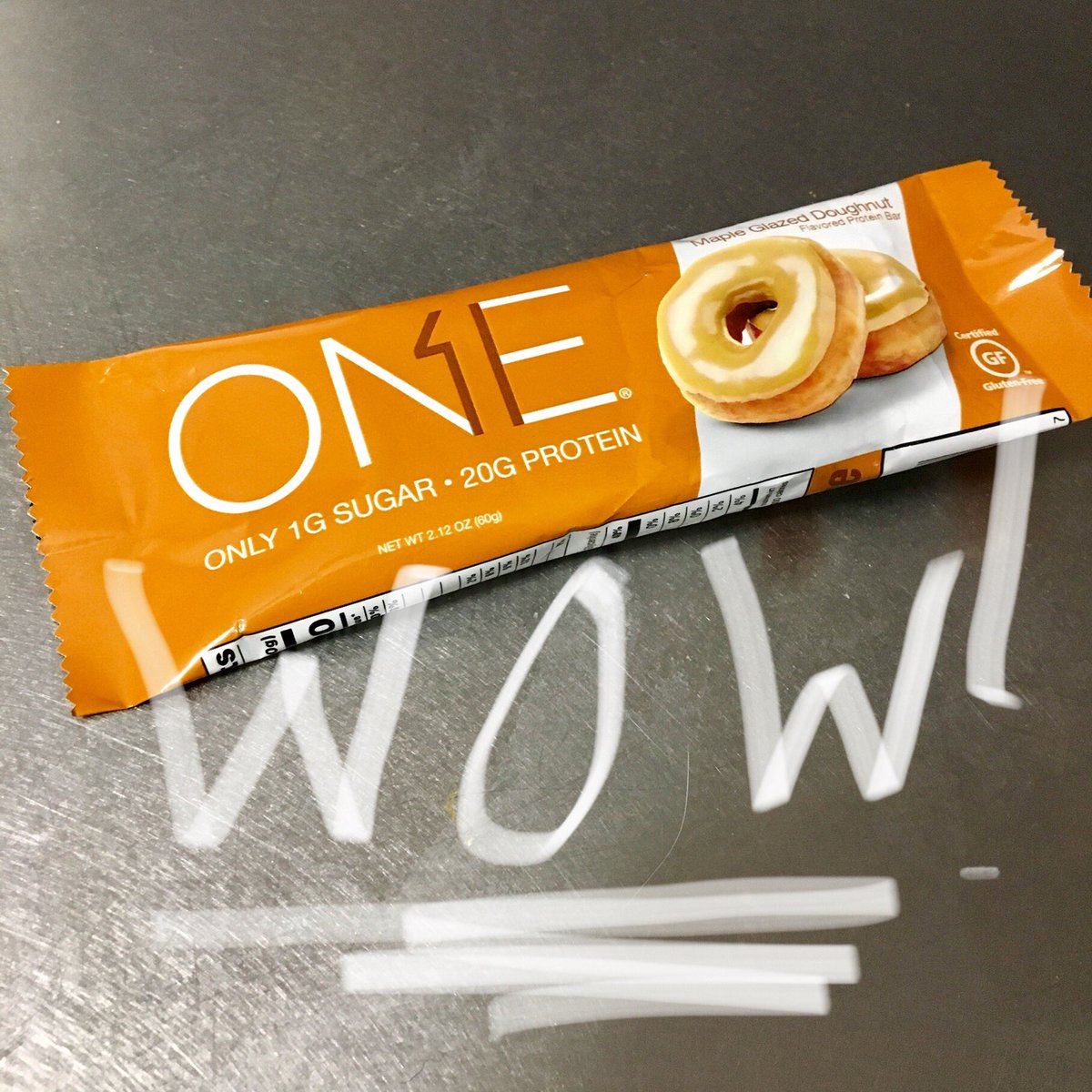 prettysweaty1's tweet photo. Dude. #onebars are the truth.
#lowcarb #kindacandy #fithalloween #fitfall #mapleeverything #fitfam https://t.co/iYayh3Pny8