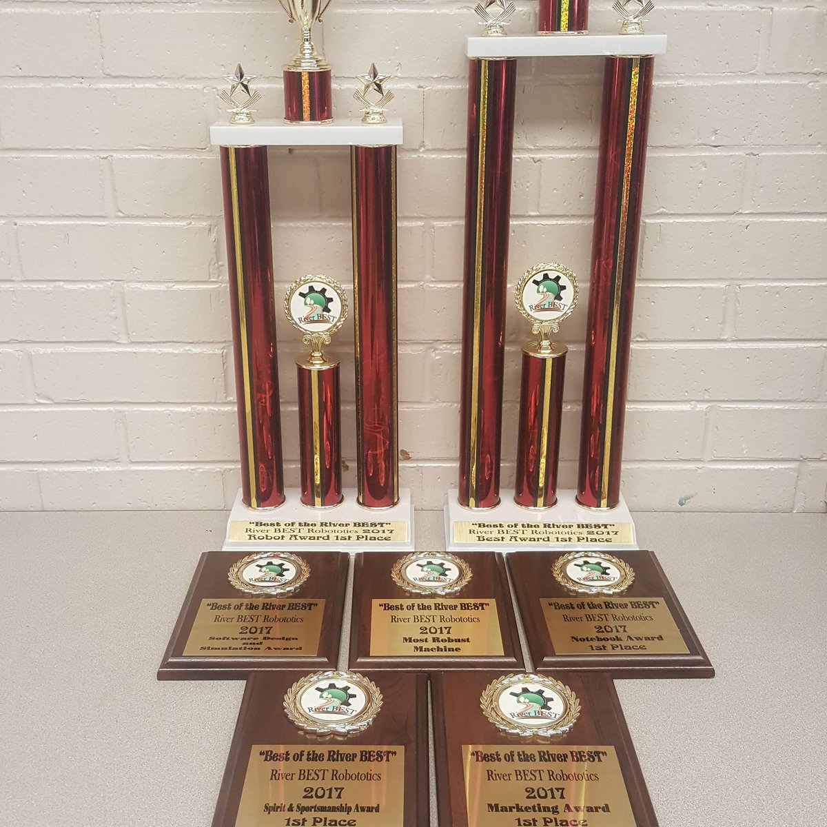 TigerTech502's tweet photo. Success @ RiverBEST!1st place BEST award! Gear up for South's BEST! AUBURN HERE WE COME! https://t.co/9SFtn8zKOu