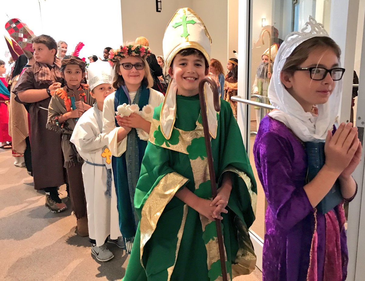 computemei's tweet photo. Oh when the saints come marching in! 4th grade portraying their saints researched and written about @StPetersOlney https://t.co/ksuWlEuMfr