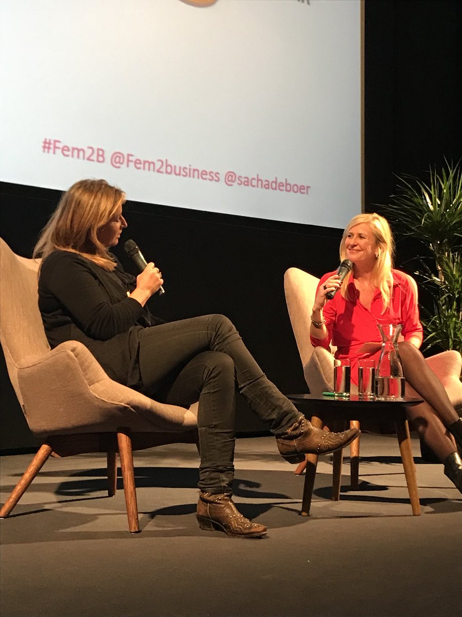 Passie voor haar vak fotografie. Mooi mens! #fem2b @sachadeboer