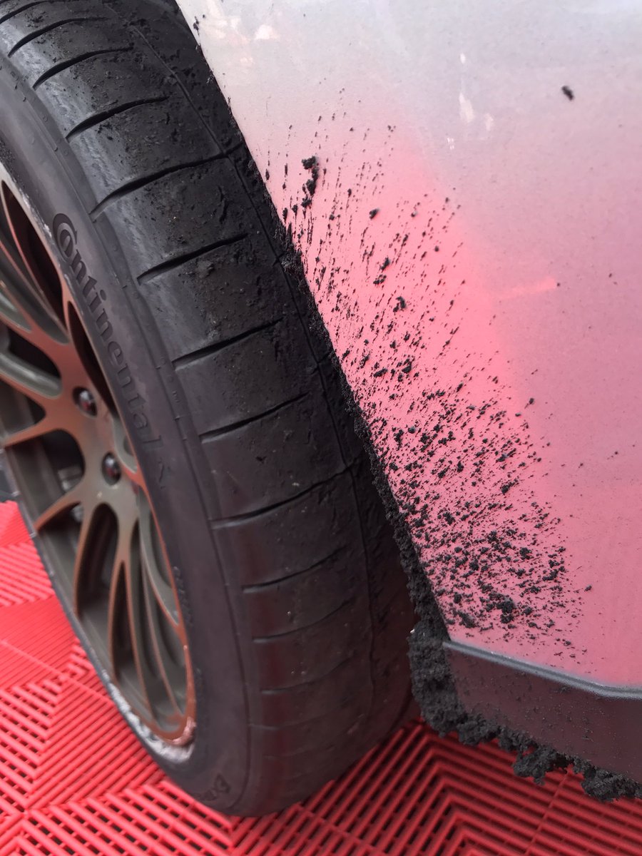 continentaltire's tweet photo. Looks like my pal @jackroushjr has been having too much fun today! @ROUSHPerf #P51 #RE https://t.co/JD2xY20nkQ