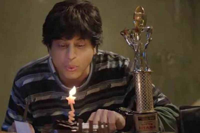 myself_skd's tweet photo. Happy Birthday @iamsrk sir,  many many happy returns of the day ..💜💜
#theidolofmylife
#wosirfstarnahiduniyahaimeri💜 https://t.co/Khq0rhreu9