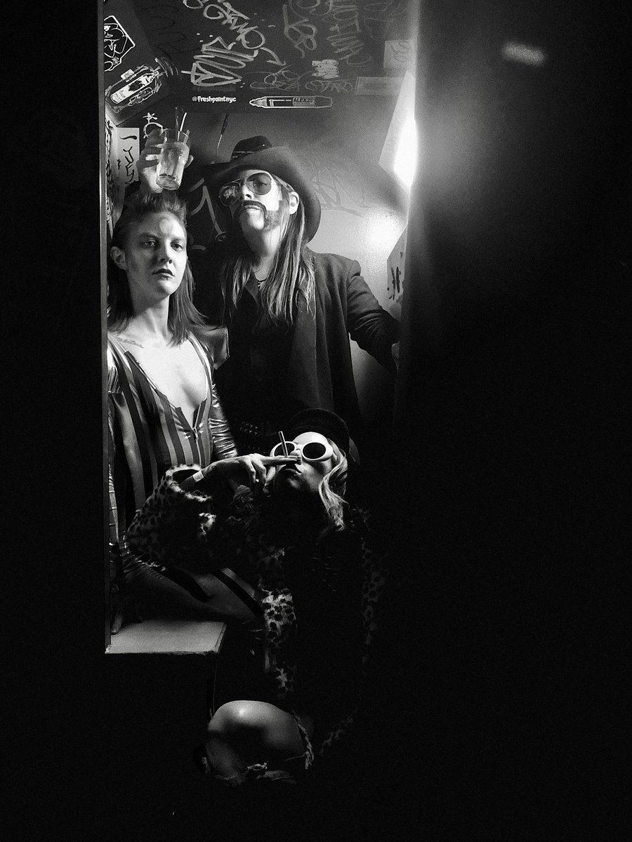 ByFireNY's tweet photo. HEROES | Halloween night out with the girls of @GritNGlory 🖤#blackandwhite #happyhalloween #bowie #lemmy #kurtcobain #legendsneverdie #nyc https://t.co/jUkRS92cdJ