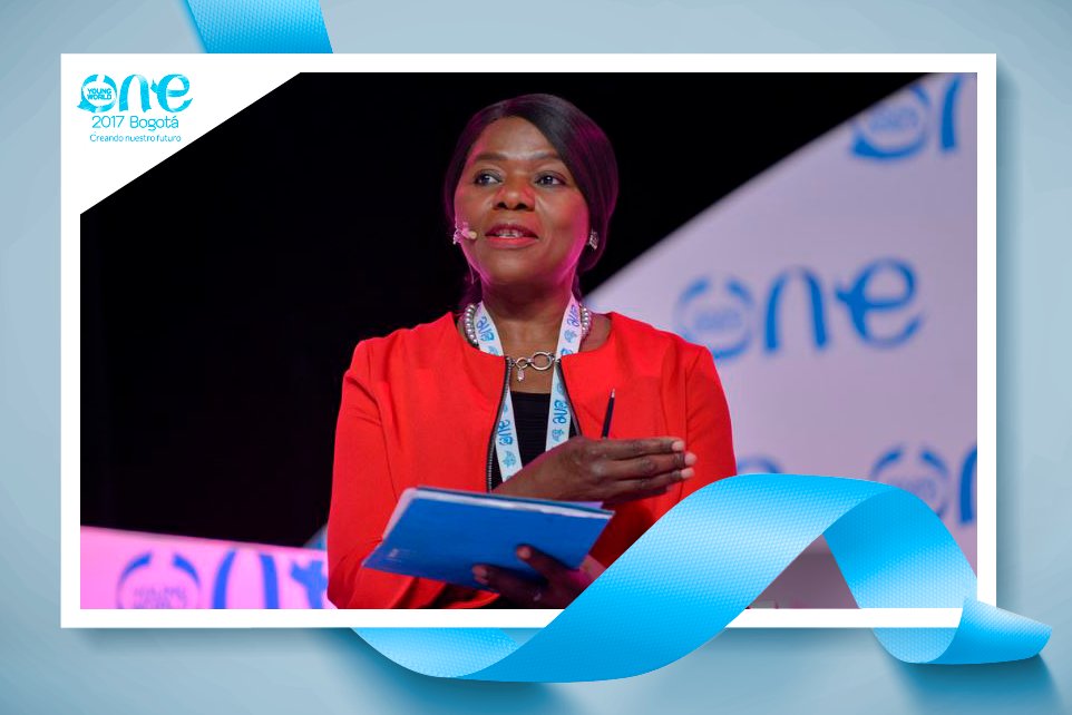 La primera batalla que deben ganar lo jóvenes para un futuro mejor es contra la corrupción #JóvenesPorElFuturo #OYW2017