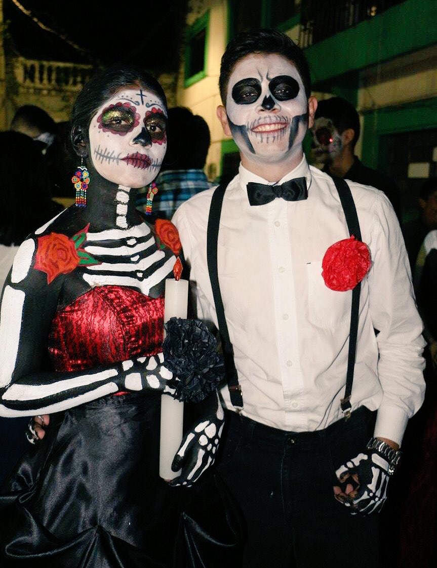 ZapataGob's tweet photo. Cientos de familias se dieron cita en nuestro #DíaDeMuertos en #EmilianoZapata #VivanNuestrasTradiciones https://t.co/OaTw6VBpFO