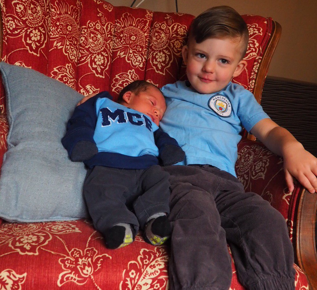 Tbraxx's tweet photo. The boys are ready for today's game! #sharksintraining Let's go @ManCity!!! https://t.co/wveEceB9Gs