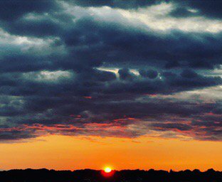 myhamptons's tweet photo. Hello friends! You can now follow me Instagram @alisonstagerphotography #hamptons #photography #art #landscapephotography #wallart #beach https://t.co/1FDF06iAUN