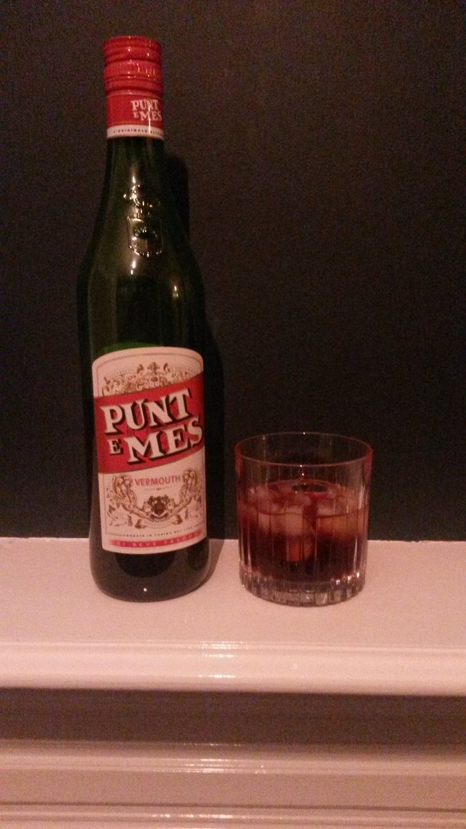 FedbyTedUK's tweet photo. #tedrecommends using Punt e Mes in your #negroni https://t.co/5jOBOiEdpQ