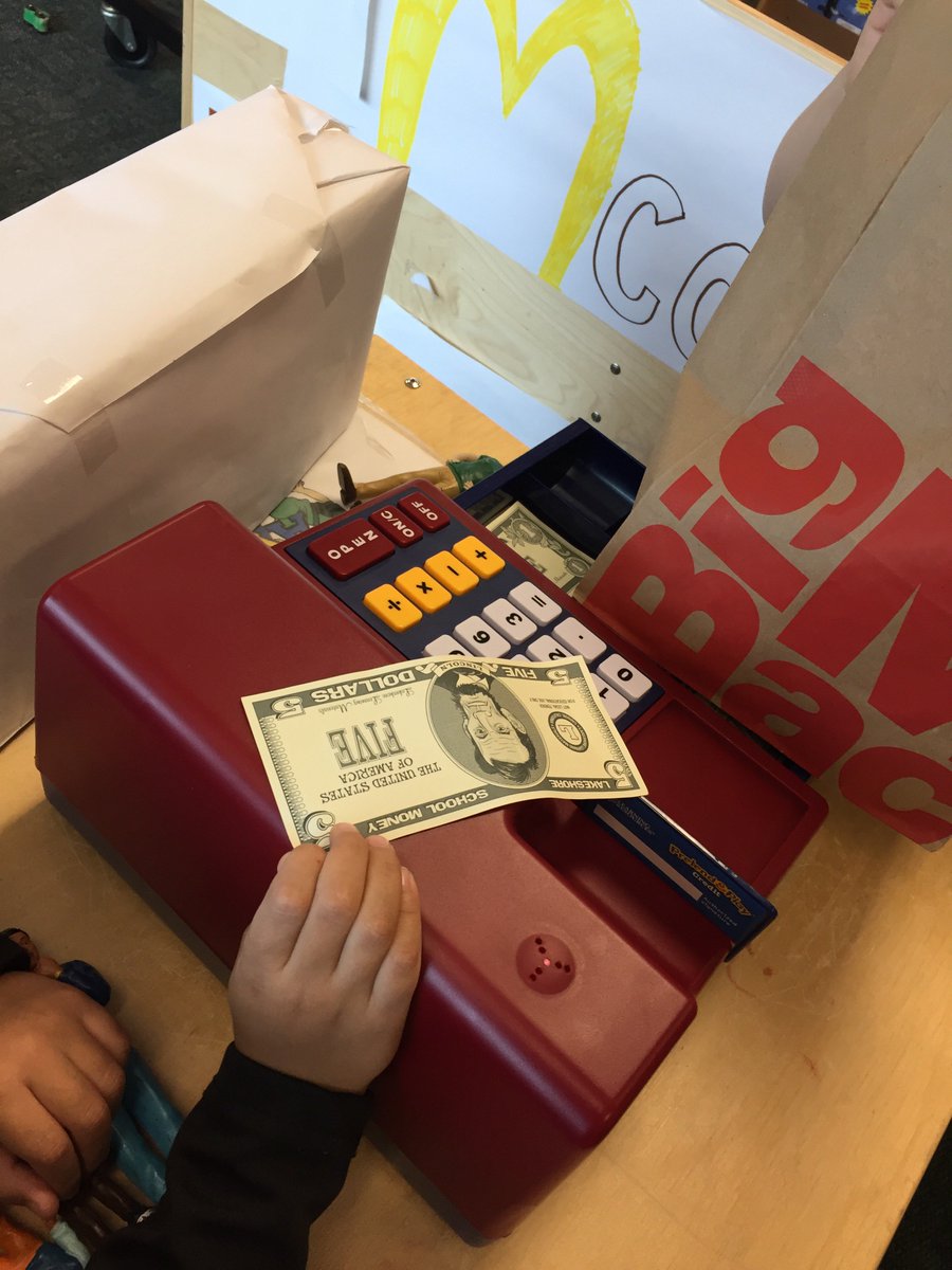 unityheadstart's tweet image. Our class Walmart/McDonald's . The kids count money and order by numbers #scpsi