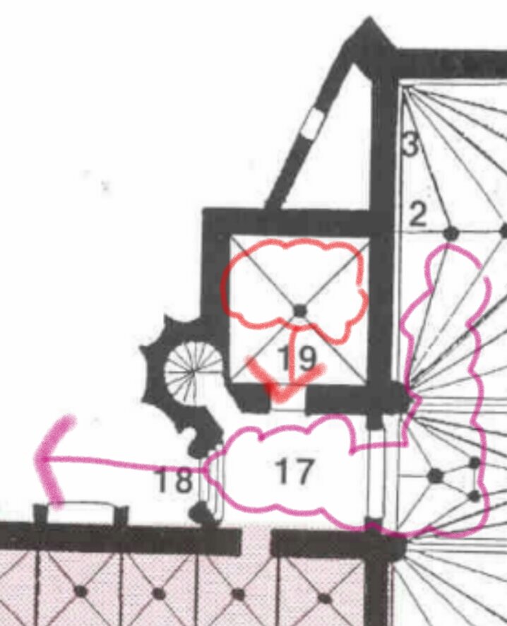 Impidiendo a su vez, por el tumulto, la salida de los que estaban orando al Santísimo en la capilla del sagrario.