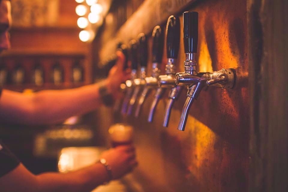 Cerveceros artesanales en alerta ante el impuestazo del 12% que busca implementar el gobierno 0223.com.ar/nota/2017-11-1… por <a href="/ameghinense/">alexis saez</a>