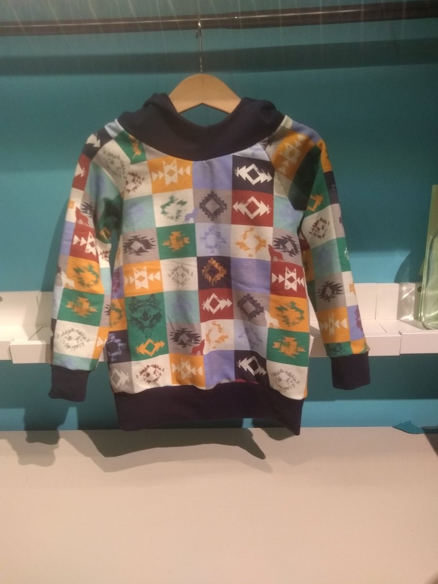 peaches_pepper's tweet photo. A #hoodie for my son!
#Sewing #Handmade #Sweater https://t.co/oLPBstI0p3