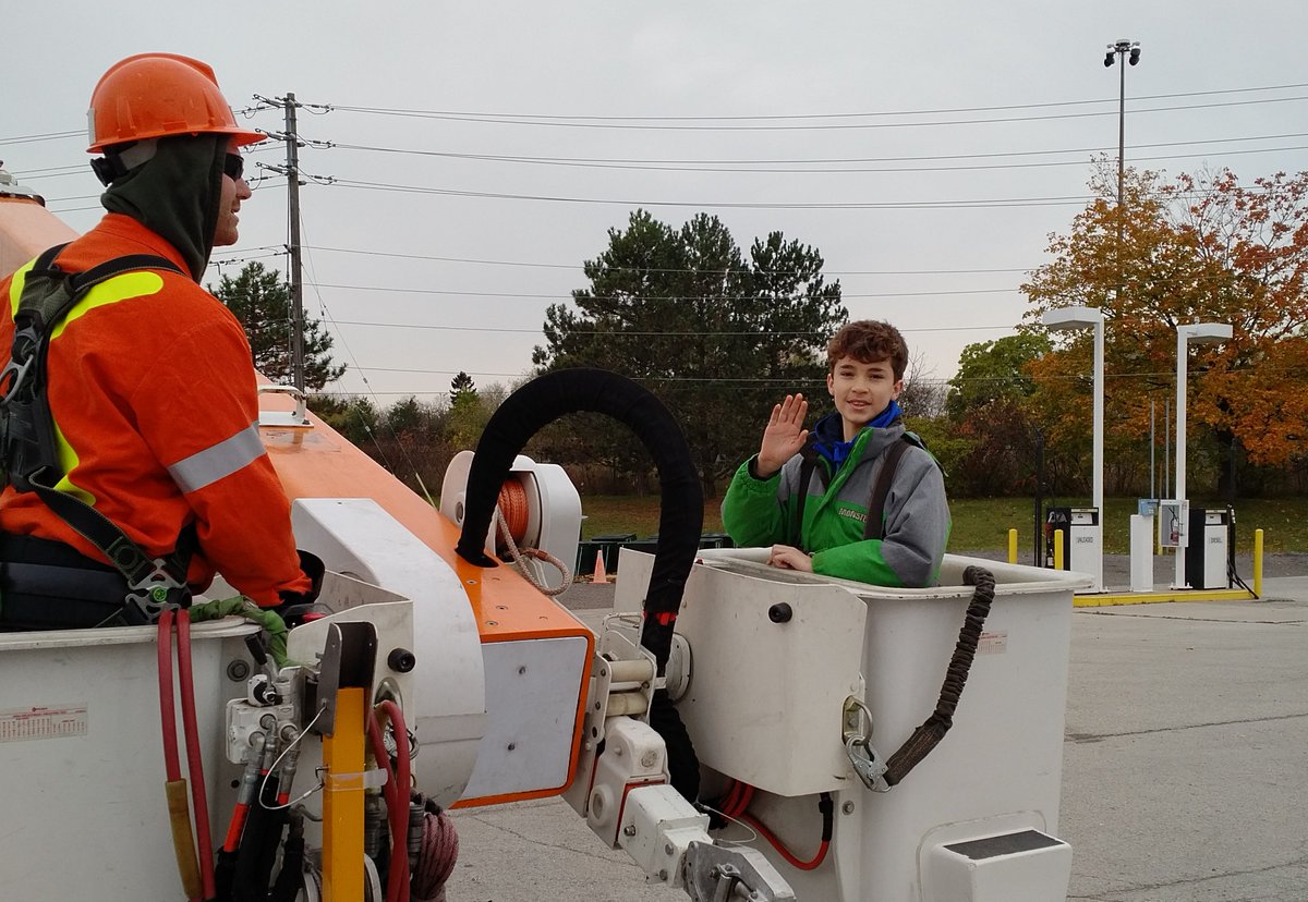 BurlingtonHydro's tweet photo. Some fun moments today as part of Take Our #KidToWork. A great day was had by all. https://t.co/U5nLzXNJBg