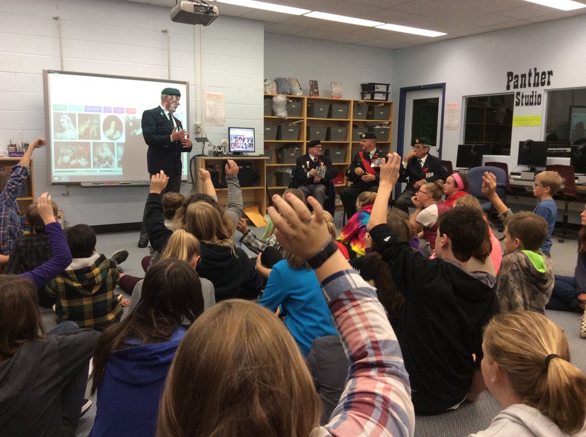pwwpanthers's tweet image. Students in awe of Veteran stories. Thank you to The Memory Project! #GeorgeMyatte #MemoryProject #TVDSB