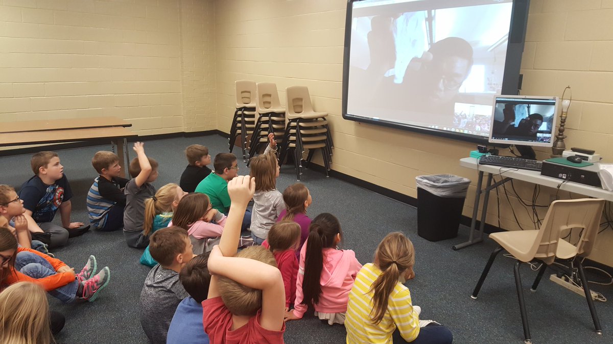 Alma_AISMatheny's tweet photo. Thank you @alfmuseum in California for sharing with our @alma_ais 3rd graders about 3D printers and dinosaur fossils. @SkypeClassroom https://t.co/djWSipbnMe