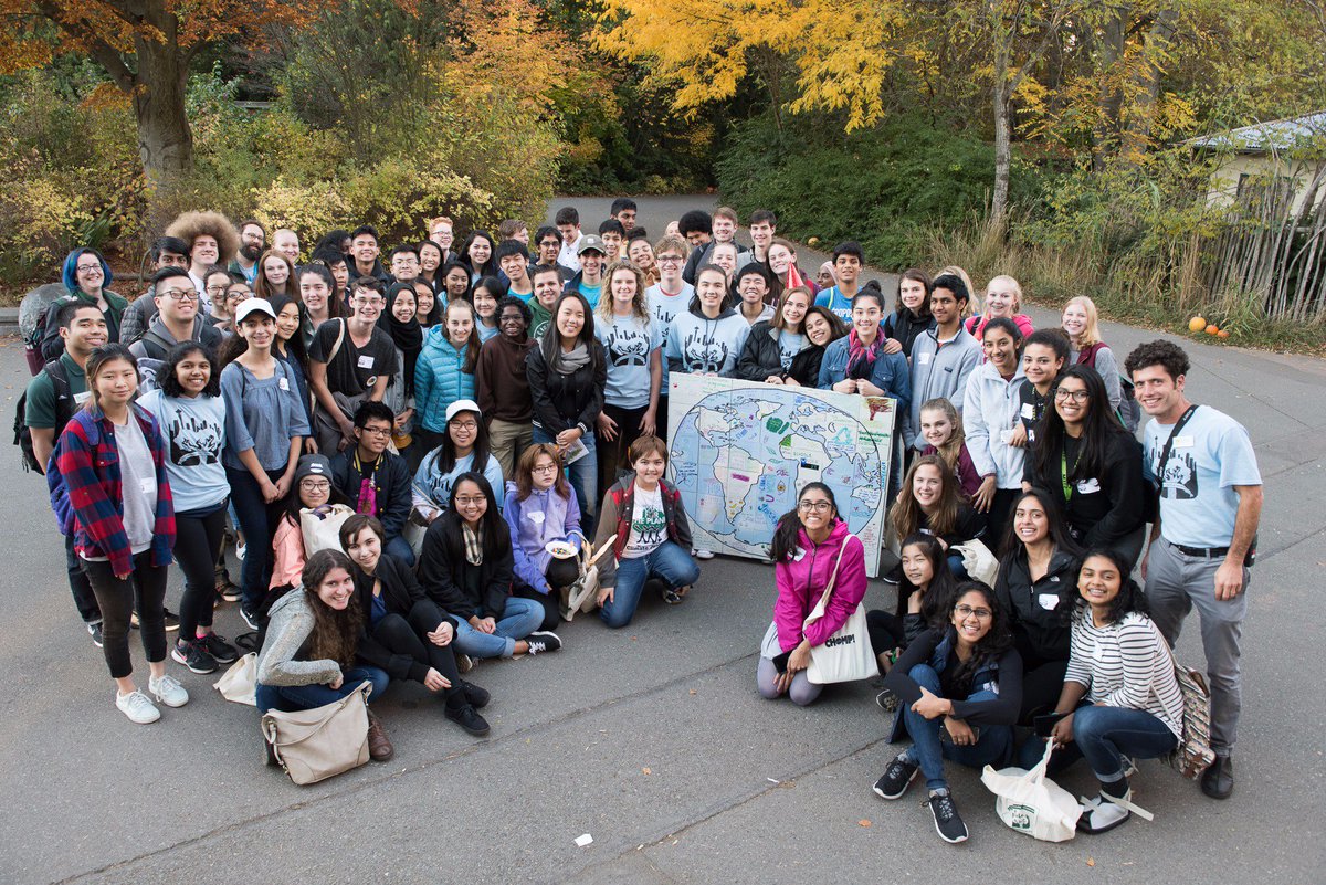SeattleYouthCAN's tweet photo. Huge thanks to all who helped make the #Seattle #Youth #Climate Action Summit the biggest and best yet! An to @GovInslee for joining us! https://t.co/D2oK52m8Dr