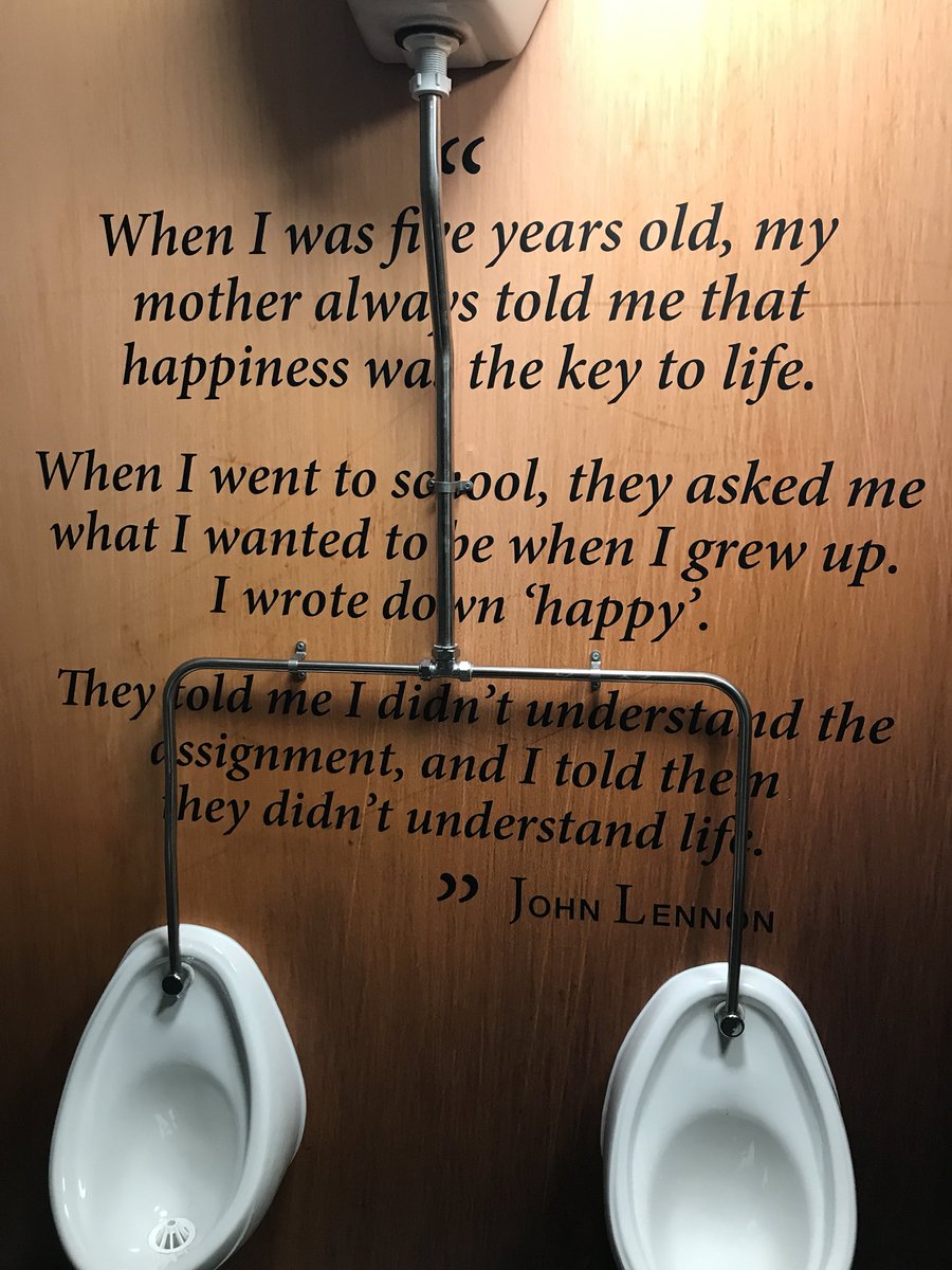 KabariAtef's tweet photo. Normal post in th toilets @MercatoItalian https://t.co/oWAMWXIe8o