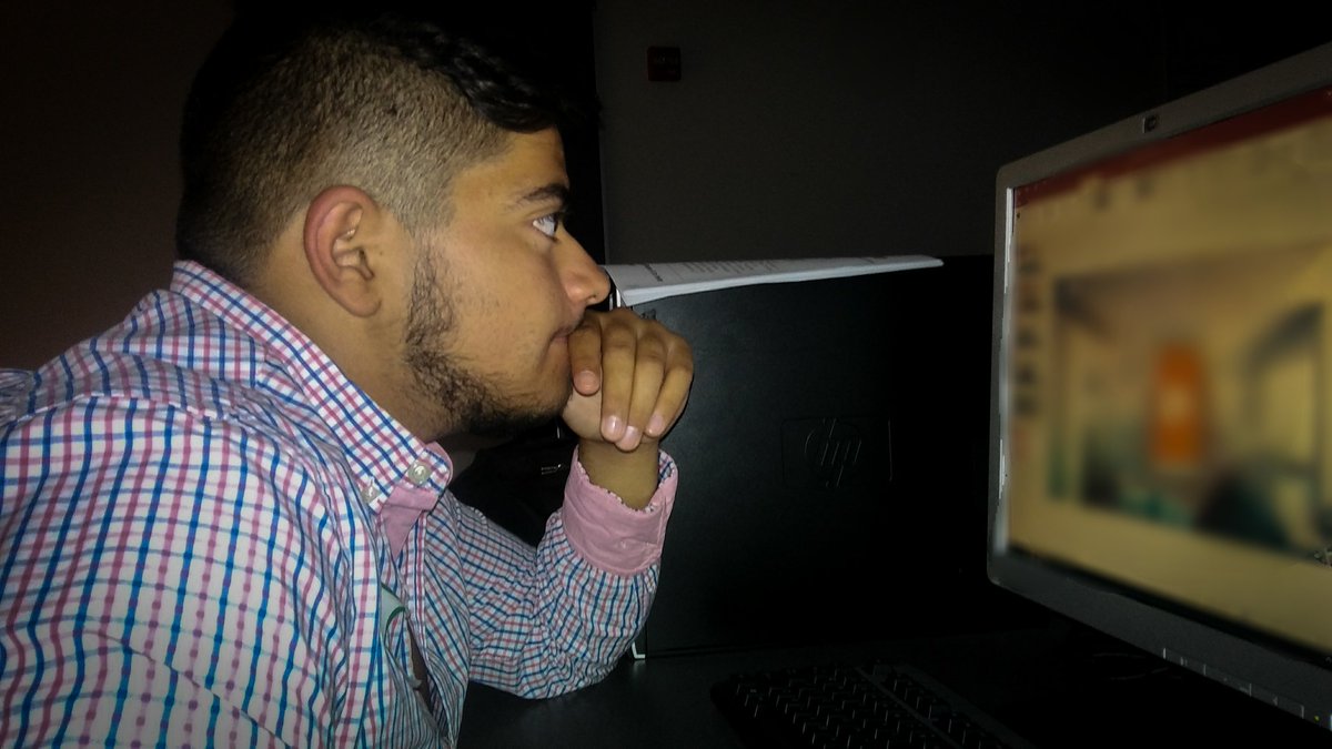Communeats's tweet photo. Working hard to get above the rest. 💪🏽 #RainOrShine #AfterHours #FoundersOnly https://t.co/GcWqtElRub