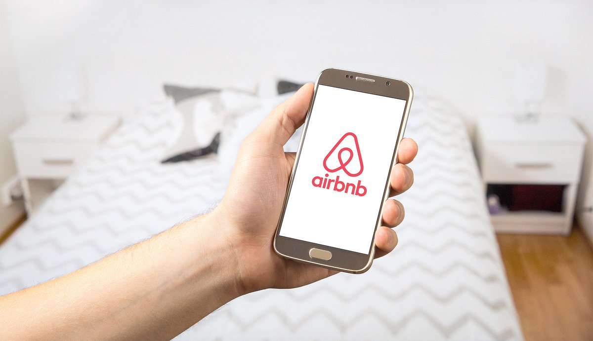 UCS_Victoria's tweet photo. Practicing proper etiquette is not only intended for @Airbnb hosts. Read our latest blog post feat. tips from @BIUK 
https://t.co/K27UGGRdmE https://t.co/oJYZld4RwV