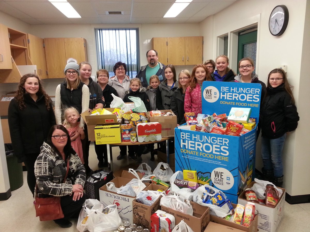 WeigelBeatrice's tweet photo. QLS We Scare Hunger wants to thank the community of Quill Lake and Cropper Motors for supporting us again this year for our Food Drive. https://t.co/LDa6PL7tc2
