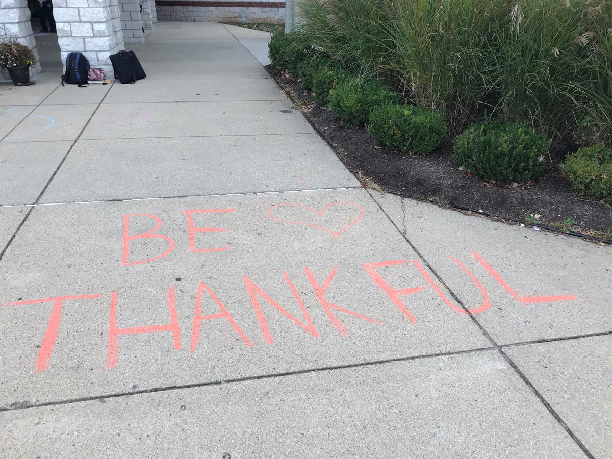 PrideSofS's tweet photo. We kicked off our #AttitudeofGratitude campaign today! During November, there will be activities focusing on what we are thankful for. https://t.co/nmAOa8tz7F