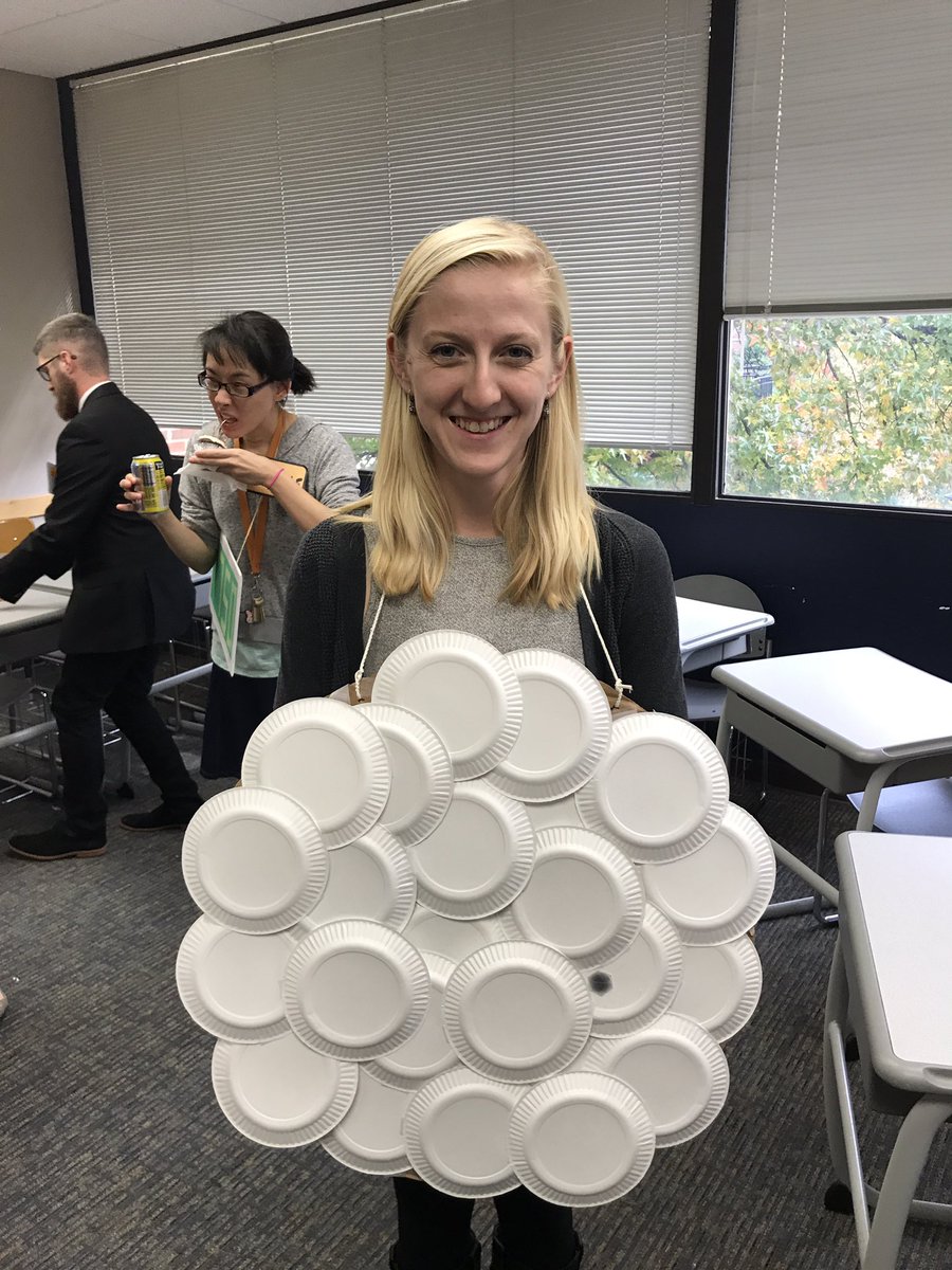 helena_pound's tweet photo. It was a low key costume year. Not sure if my virus is quite to scale. Thoughts? @coccolithovirus https://t.co/l4NDuq6XUo