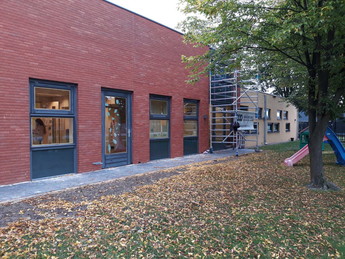 In #Malden zijn we ook druk bezig met het schilderwerk van dit pand. #mooi #vakschilder #verf