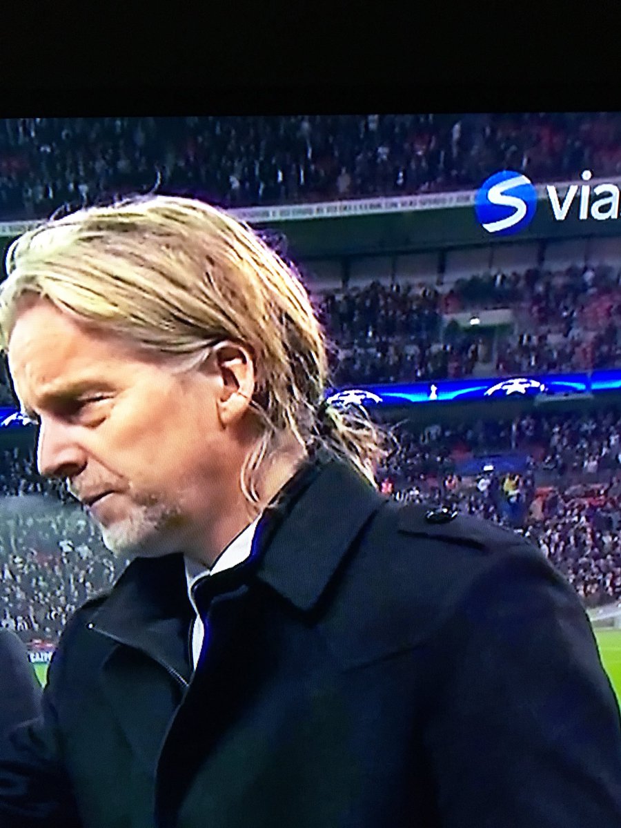 E du seriøs <a href="/JanAageFjortoft/">Jan Aage Fjørtoft 🇳🇴</a> ???
Fylt 50 ja men det må da være måte på «krise»😳 @ViasportFotball