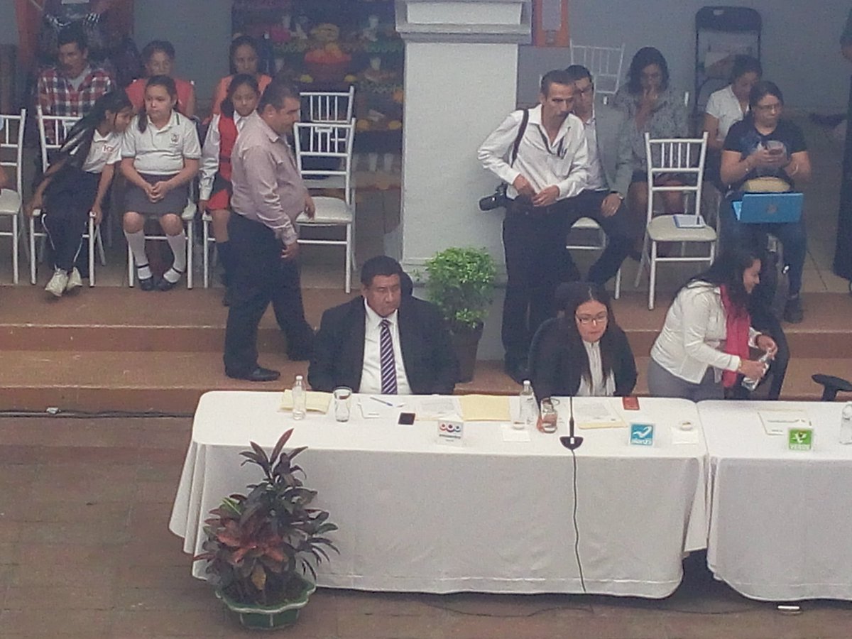 @jlborbolla Pte y <a href="/RondinJuridico/">Alejandro Rondin</a> Coordinador Jurídico PES Mor, en instalacion del Consejo Local del <a href="/IneMorelos/">INE MORELOS</a>