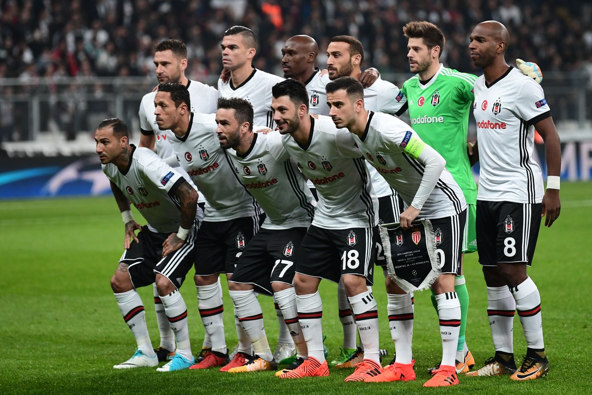 ChampionsLeague's tweet photo. Beşiktaş are now unbeaten in 11 European home games (W5 D6). 💪 #UCL https://t.co/XmIeunu1MK