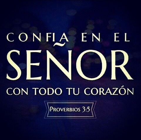 johavalecillos's tweet photo. Así es, bendecida y hermosa noche. Amén. 🙏😃😪
En paz me acostaré y así mismo dormiré porque sólo tú Jehová me haces vivir confiado. Salmo 4:8 https://t.co/utaLx4RfBV