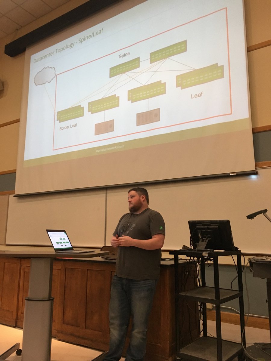 shaidom's tweet photo. David from Cumulus Networks kicking it live at SJSU CMPE208.
#SJSU  #cumuluslinux https://t.co/tbGZdSNNur