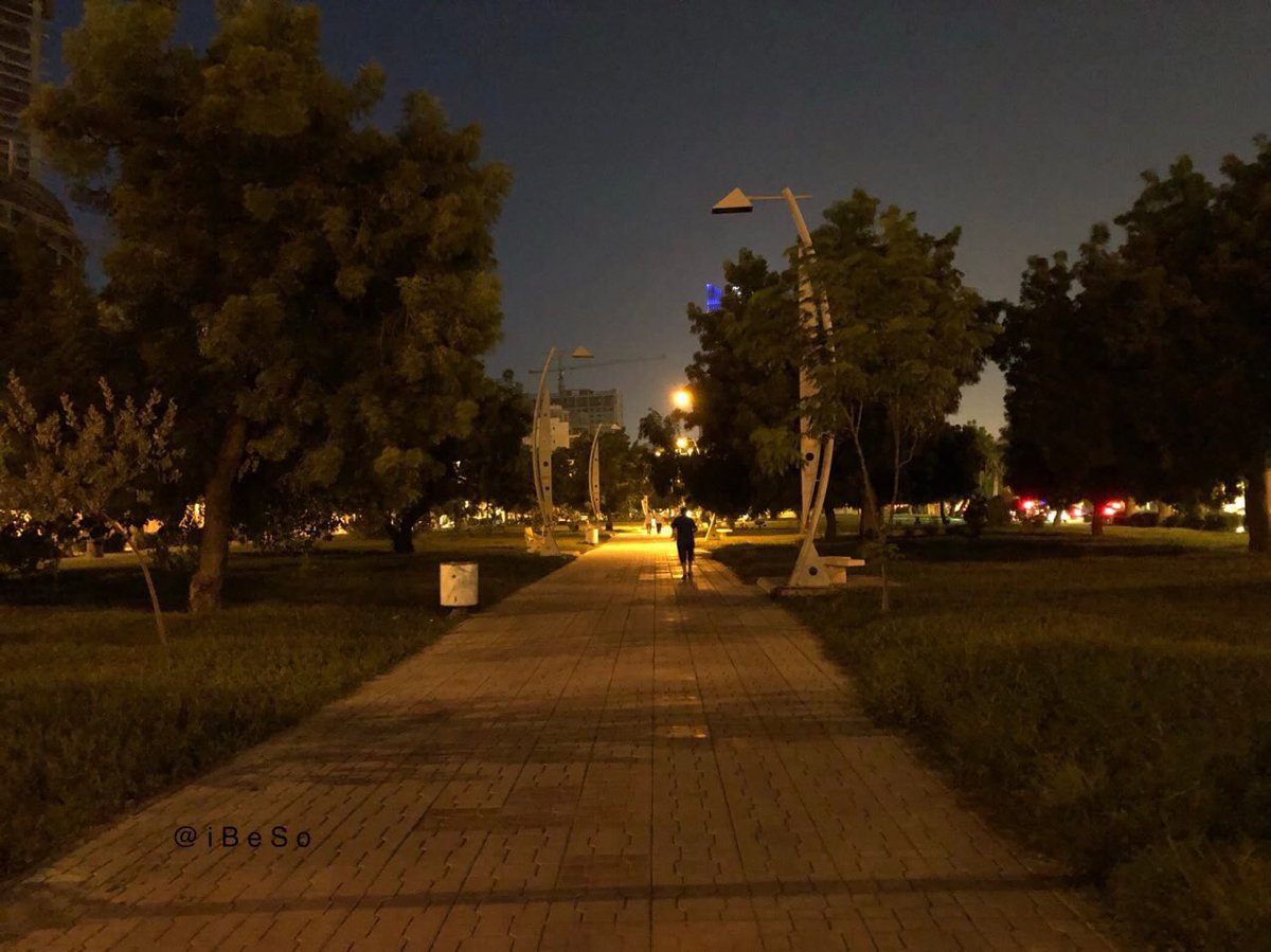 c_88s's tweet photo. راعي المعروف والفعل الجزيل
اكرمه باخلاق طيبك واشكره

مافي احد ملزوم في رد الجميل
لكن جميل الناس احذر تنكره !
@Princce_a https://t.co/3X1WAPoAzz