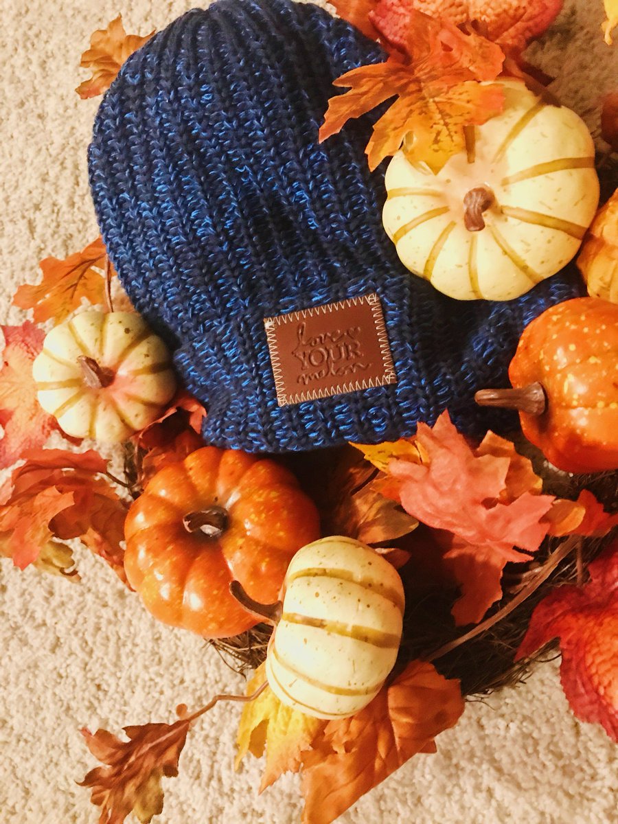 MercerLYMCrew's tweet photo. 🌟GIVEAWAY TIME🌟In person raffle at our HOMECOMING TAILGATE! Prepare for the crazy GA weather! #getfreestuff #melonweather  #YOUKNOWYOUWANTIT https://t.co/BuIBsMDpHe