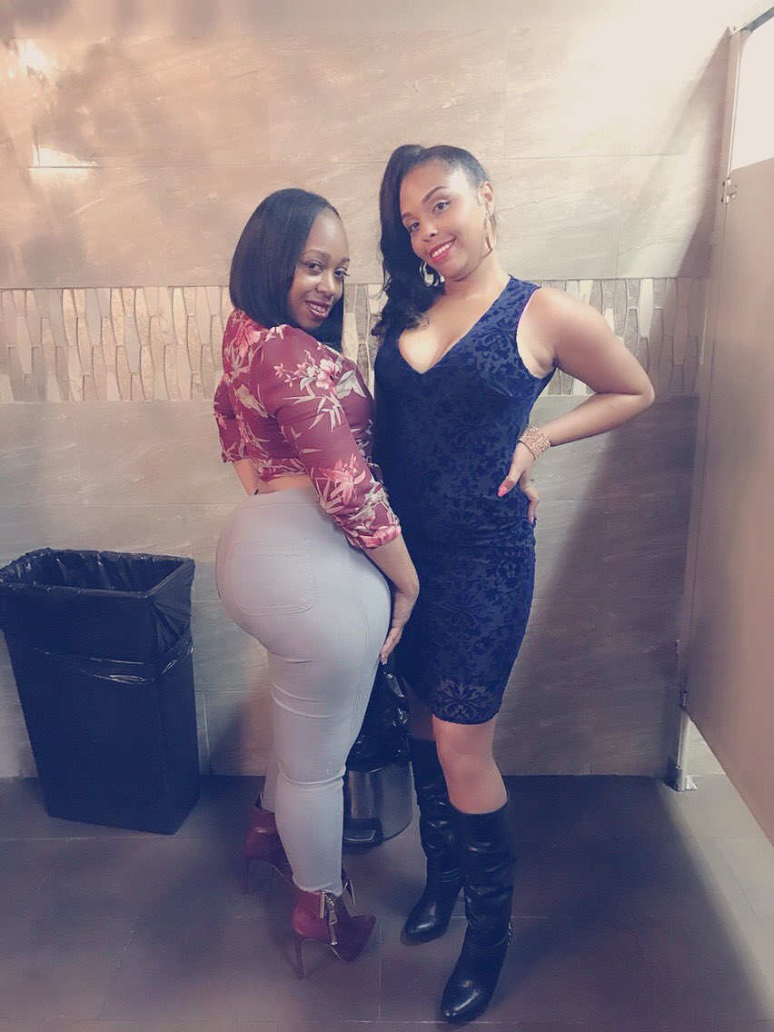 IamChonda's tweet photo. Friday night Shenanigans #bfbday https://t.co/UeXT10Pytg