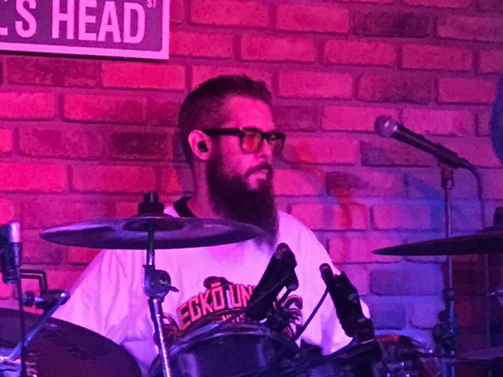 Great to see one of my favourite comedians <a href="/RomeshRanga/">Romesh Ranganathan</a> playing with his band The Vagabonds in Tenerife tonight on his night off. Good work.