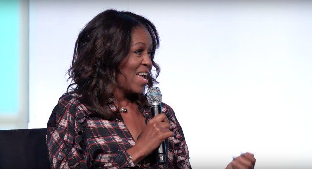 Chicagoist (@chicagoist) on Twitter photo Watch: Michelle Obama's Advice? Don't 'Tweet Every Thought'
 chicagoist.com/2017/11/01/mic… Watch: Michelle Obama's Advice? Don't 'Tweet Every Thought'
 chicagoist.com/2017/11/01/mic…