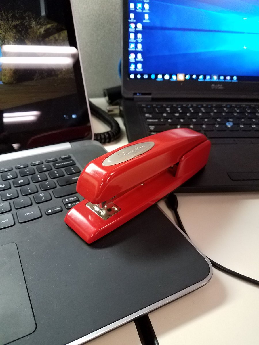 DiscTroy's tweet image. Red Stapler Award (2nd one) Customer impressed w/my tenacity to fix their issue @swingline Life at @Dell #delllife #datasecuritysolutions