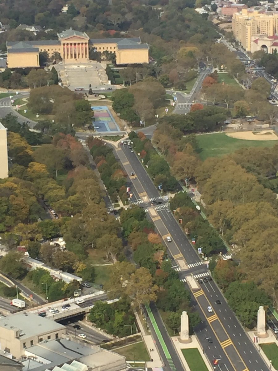 SkyPhiladelphia's tweet photo. More gold &amp; orange &amp; dashes of red with this week’s fall foliage update. Don’t forget our Sky Lodge opening tonite @SkyGartenPhilly https://t.co/HO4ZQrYRmZ