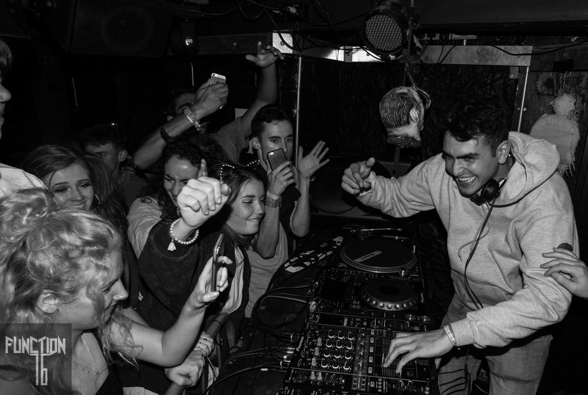Function_16's tweet image. A big thank you to everyone who joined us on Monday night at @molesbath here's @sammy_virji tearing up the dance!
