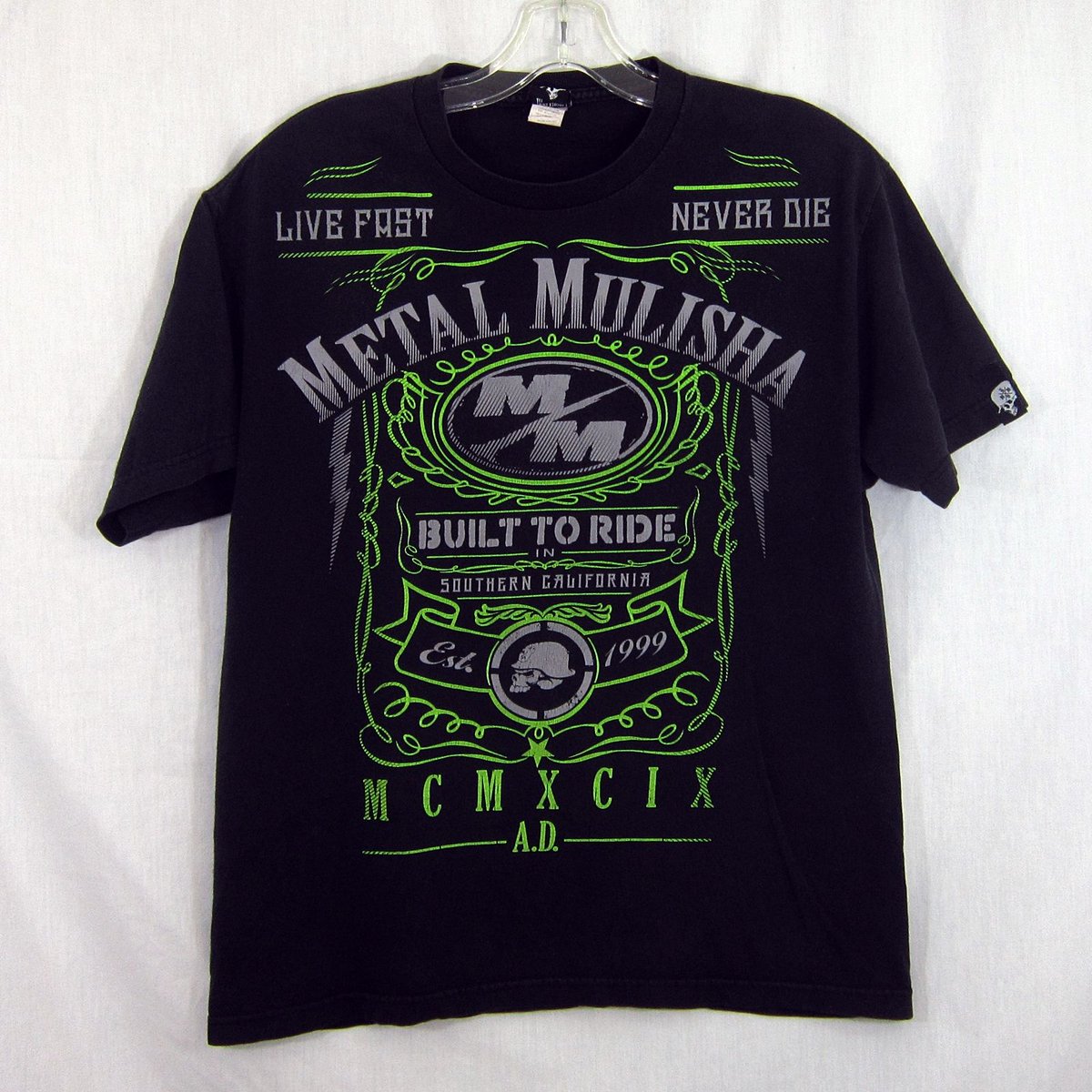 ThriftyGirl2015's tweet photo. Metal Mulisha Live Fast Never Die https://t.co/pF2SAN9iR0 #ebay @ebay #MetalMulisha #BuiltToRide #LiveFast #NeverDie #Music #clothing #SoCal https://t.co/Re5DJUdzkv