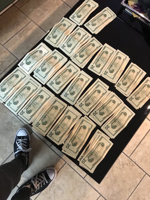 Guess the amount #sex https://t.co/B5jTTlLGlY<a href="/tag/sex"class="tags">#sex</a>